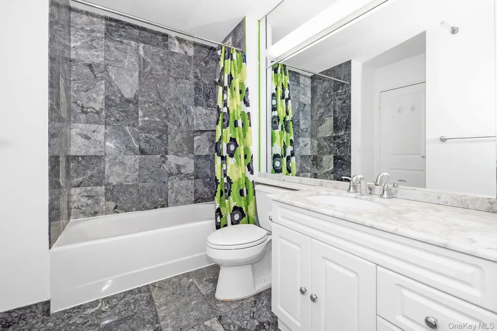 4 Martine Avenue White Plains NY 10606