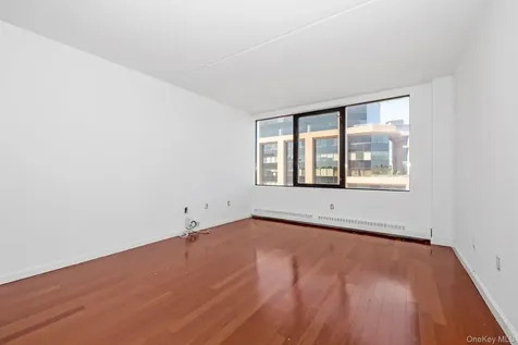 4 Martine Avenue White Plains NY 10606