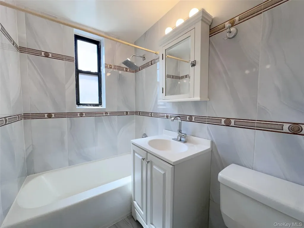 270 N Broadway Yonkers NY 10701