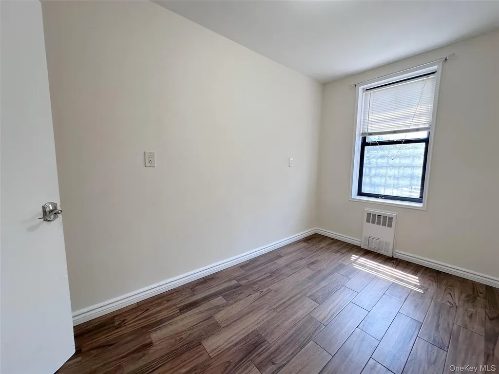 270 N Broadway Yonkers NY 10701