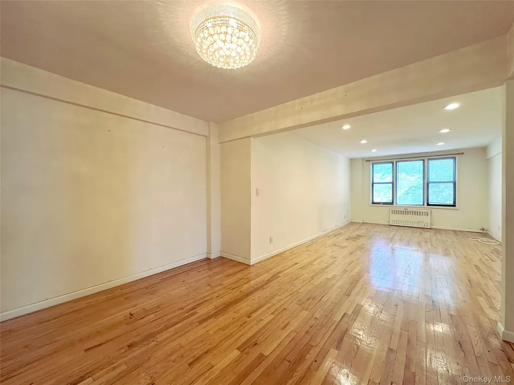 270 N Broadway Yonkers NY 10701