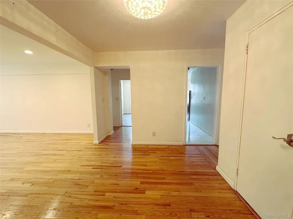 270 N Broadway Yonkers NY 10701