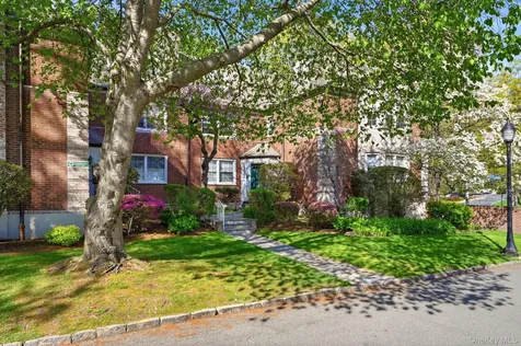 3 Campus Place Scarsdale NY 10583