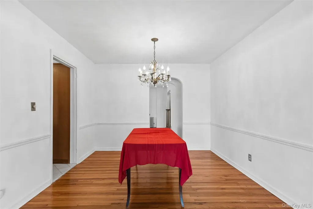 106 Aster Drive New Hyde Park NY 11040