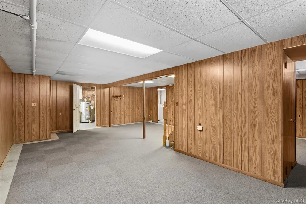 106 Aster Drive New Hyde Park NY 11040