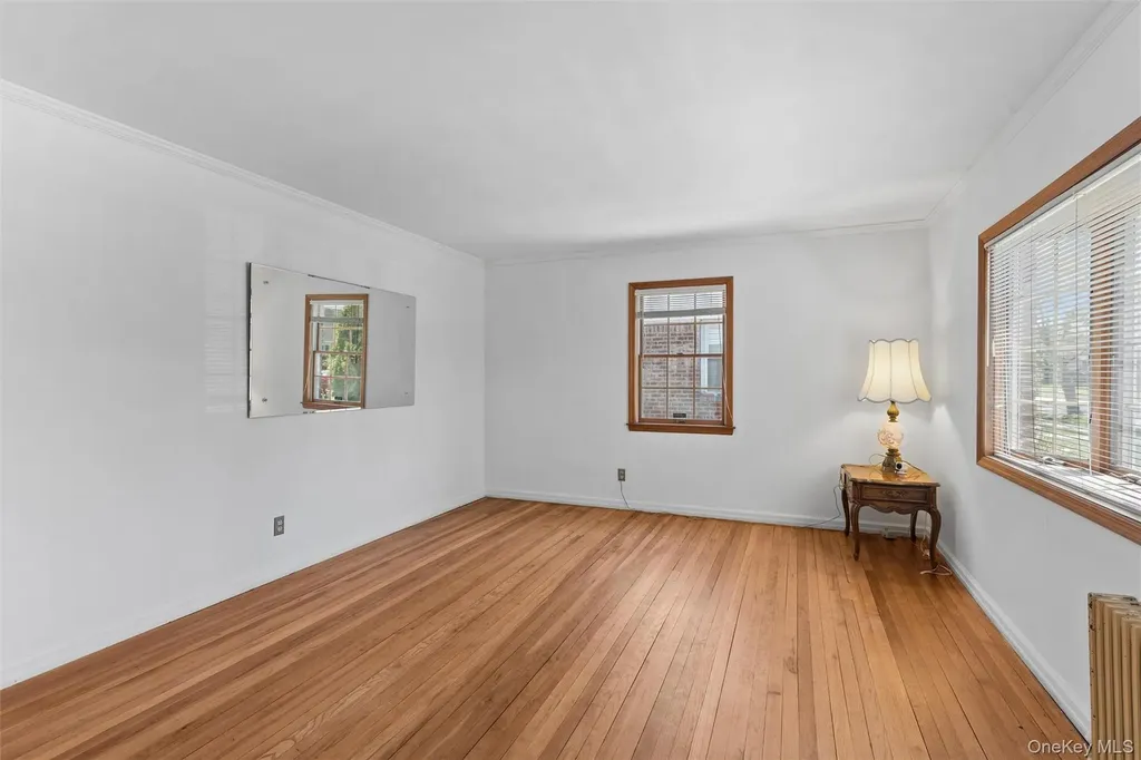 106 Aster Drive New Hyde Park NY 11040