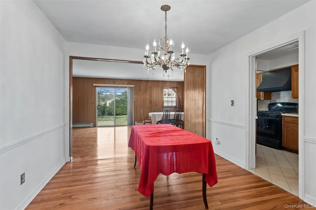 106 Aster Drive New Hyde Park NY 11040
