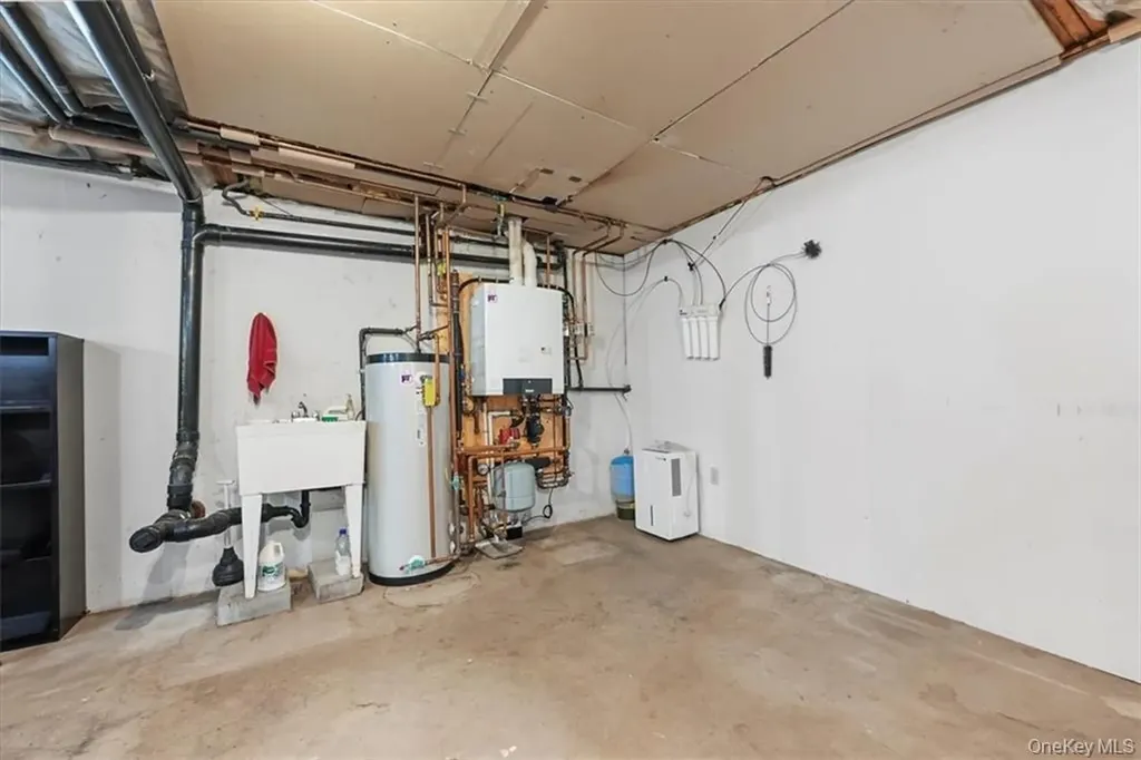 4 Mack Place Monroe NY 10950