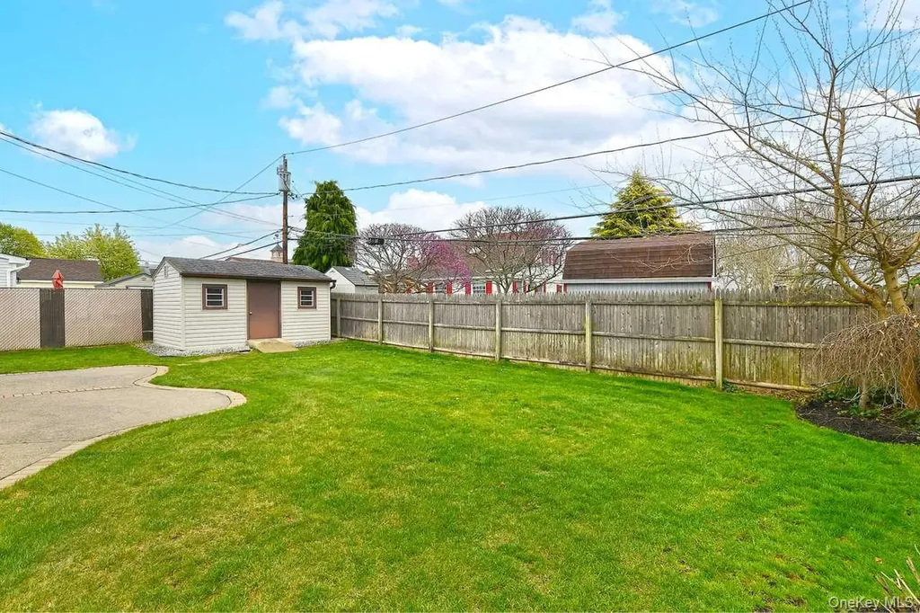 203 Saddle Lane Levittown NY 11756