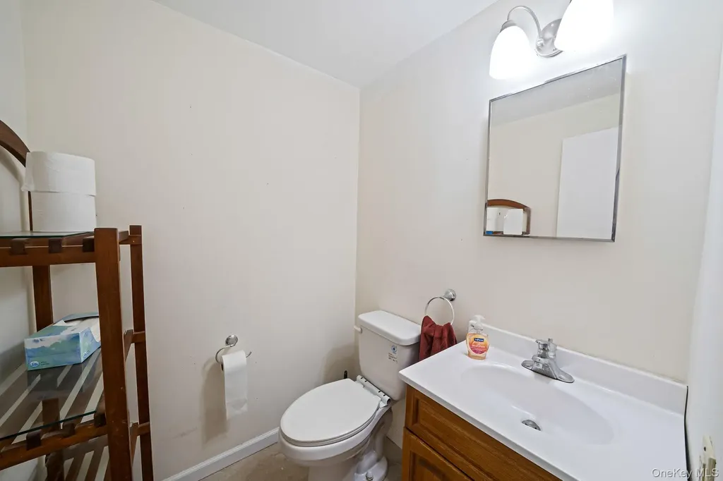 35 Mercury Avenue East Patchogue NY 11772