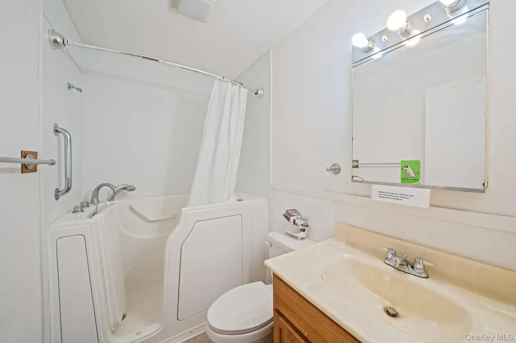 35 Mercury Avenue East Patchogue NY 11772