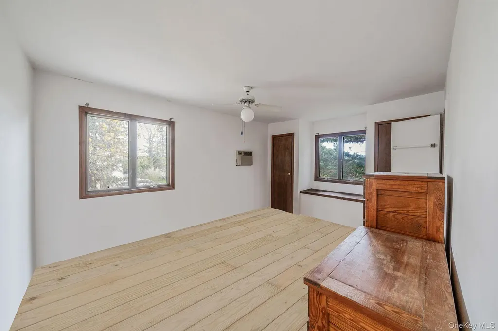 35 Mercury Avenue East Patchogue NY 11772