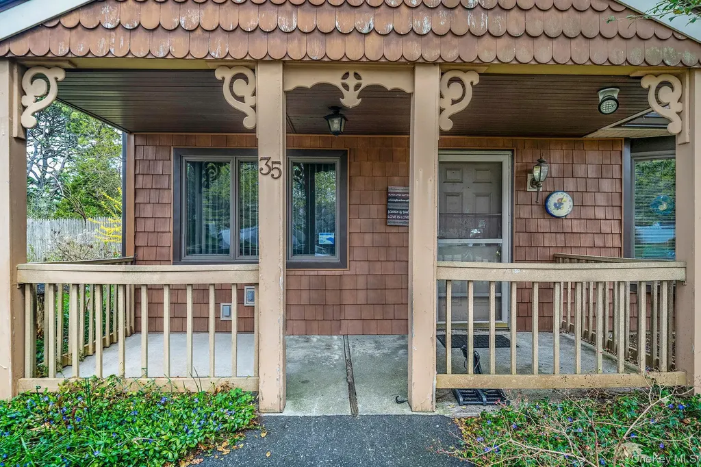 35 Mercury Avenue East Patchogue NY 11772