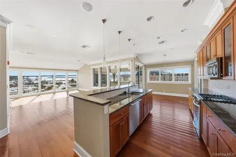 127 W Main Street Tarrytown NY 10591