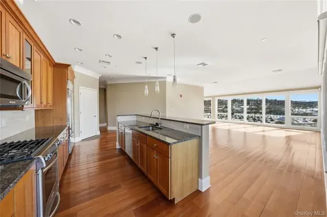 127 W Main Street Tarrytown NY 10591
