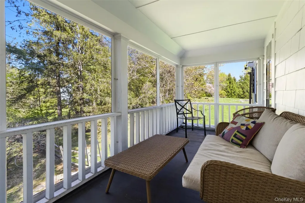 7 Quaker Lane Chappaqua NY 10514