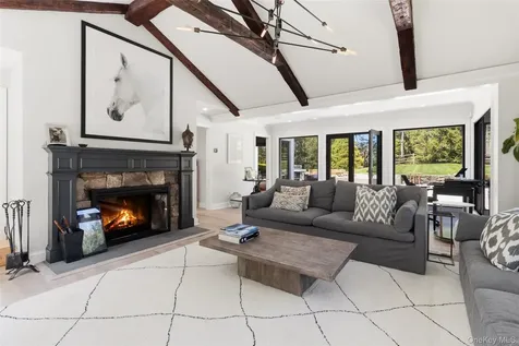 7 Quaker Lane Chappaqua NY 10514