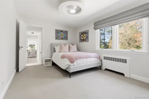 7 Quaker Lane Chappaqua NY 10514