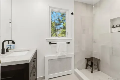 7 Quaker Lane Chappaqua NY 10514
