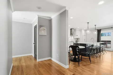 67 Independence Court Yorktown Heights NY 10598