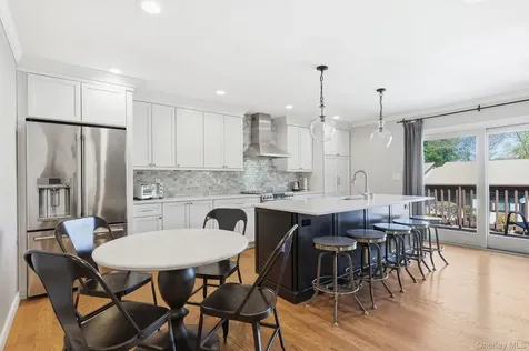 67 Independence Court Yorktown Heights NY 10598