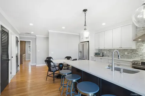 67 Independence Court Yorktown Heights NY 10598