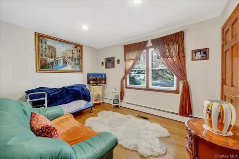1149 Jensen Avenue Mamaroneck NY 10543