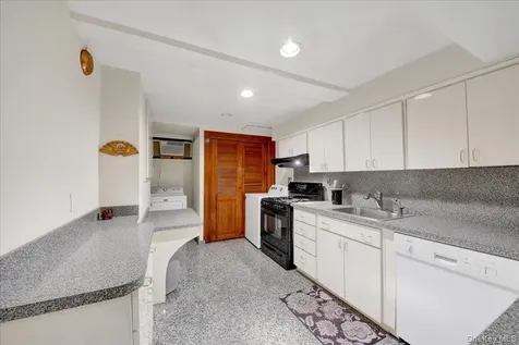 1149 Jensen Avenue Mamaroneck NY 10543