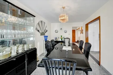 1149 Jensen Avenue Mamaroneck NY 10543