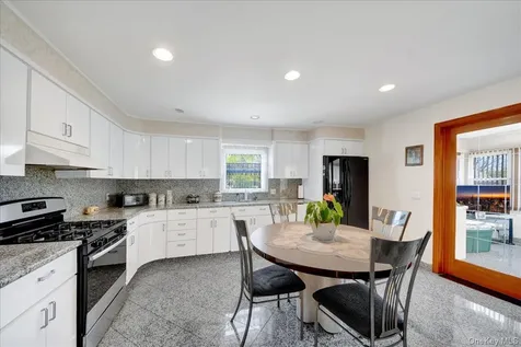 1149 Jensen Avenue Mamaroneck NY 10543