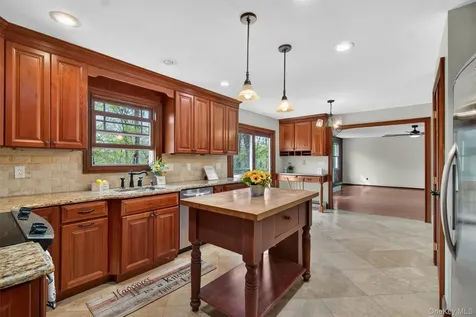 1 Aspen Road Hopewell Junction NY 12533