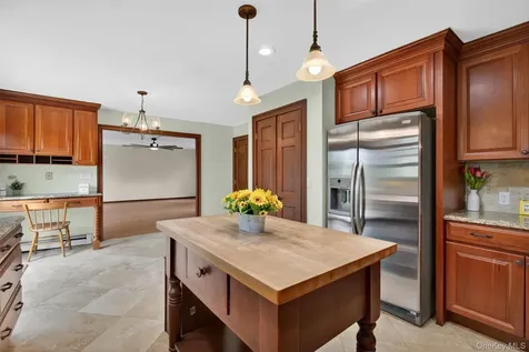 1 Aspen Road Hopewell Junction NY 12533