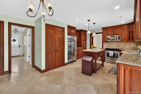 1 Aspen Road Hopewell Junction NY 12533