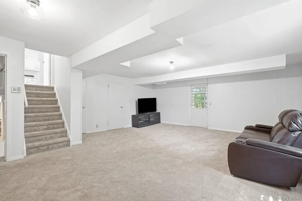 45 Runyon Place Scarsdale NY 10583