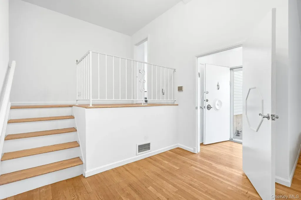 45 Runyon Place Scarsdale NY 10583