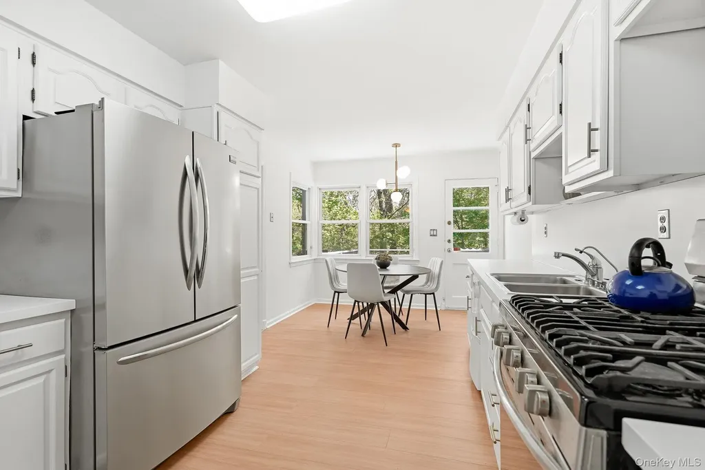 45 Runyon Place Scarsdale NY 10583