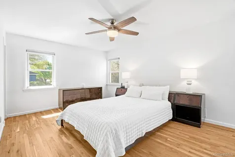 45 Runyon Place Scarsdale NY 10583