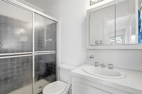 45 Runyon Place Scarsdale NY 10583