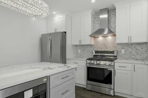 83-41 Little Neck Parkway Glen Oaks NY 11004