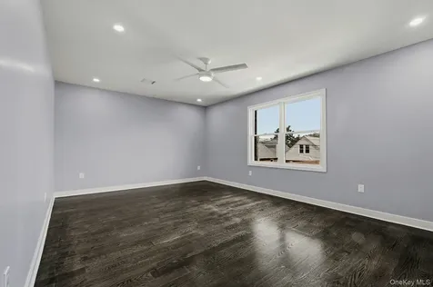83-41 Little Neck Parkway Glen Oaks NY 11004