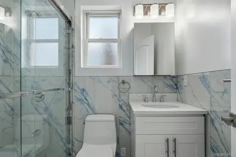 83-41 Little Neck Parkway Glen Oaks NY 11004