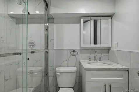 83-41 Little Neck Parkway Glen Oaks NY 11004