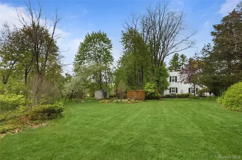 25 W Branch Road Mahopac NY 10541