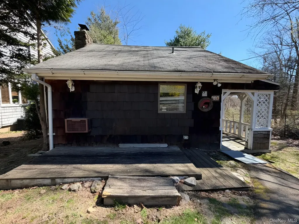 6 N Shenorock Drive Yorktown Heights NY 10598