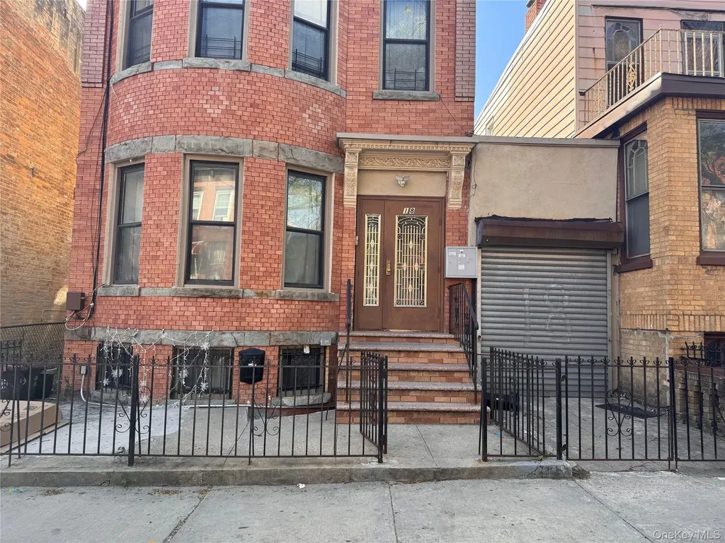 18 Pleasant Place Brooklyn NY 11233