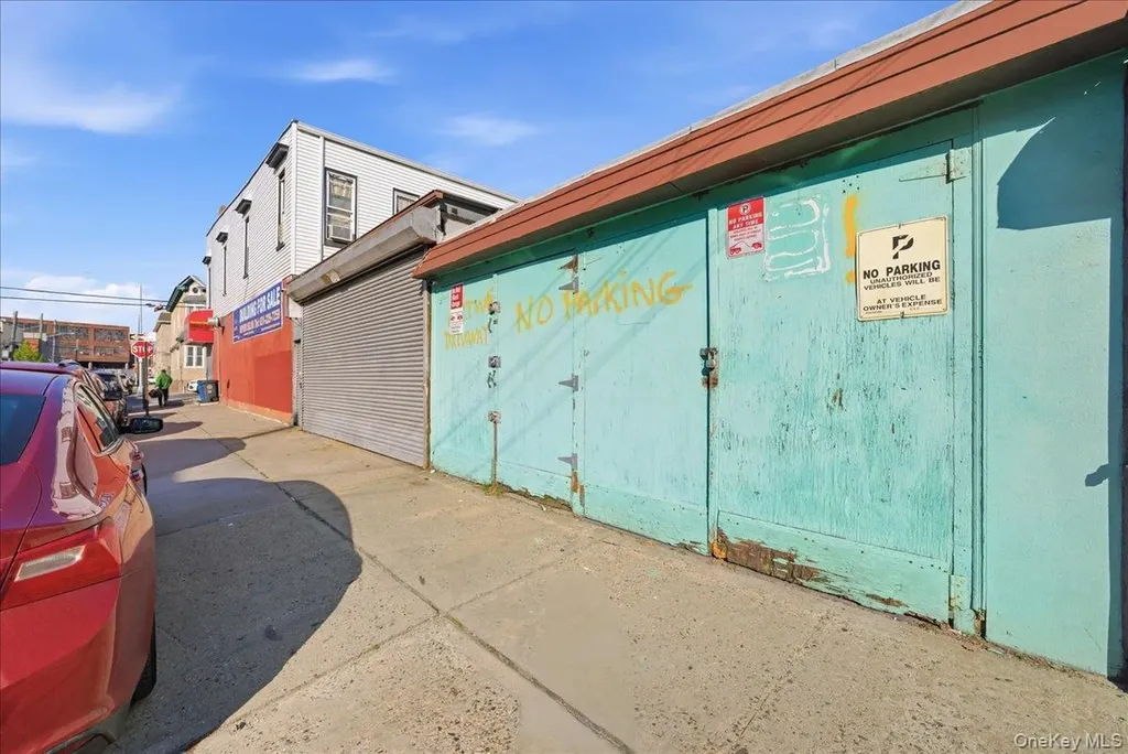 6042 55th Street Maspeth NY 11378