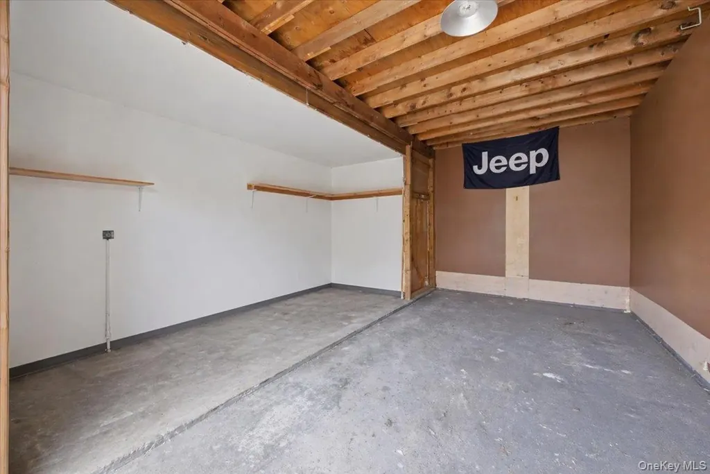6042 55th Street Maspeth NY 11378