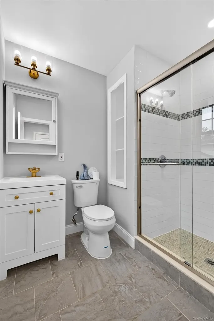 43 Robert Street Patchogue NY 11772