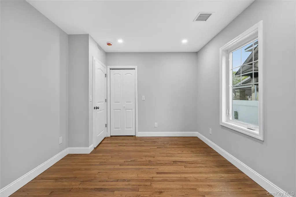 43 Robert Street Patchogue NY 11772