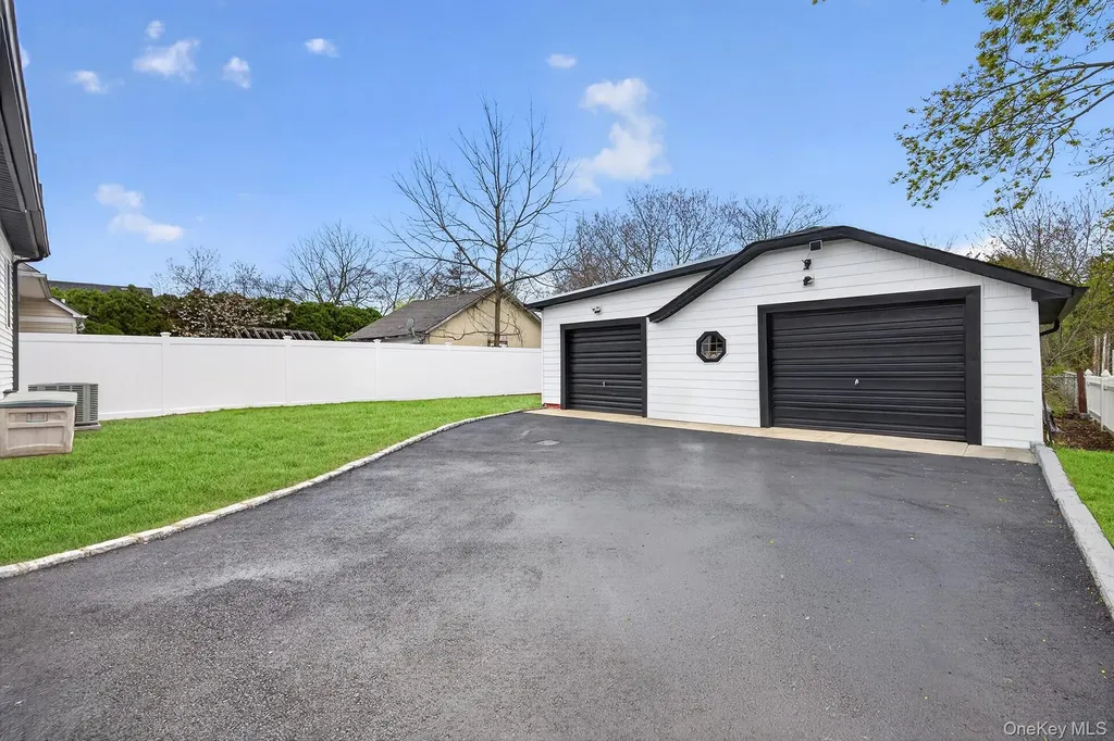 43 Robert Street Patchogue NY 11772
